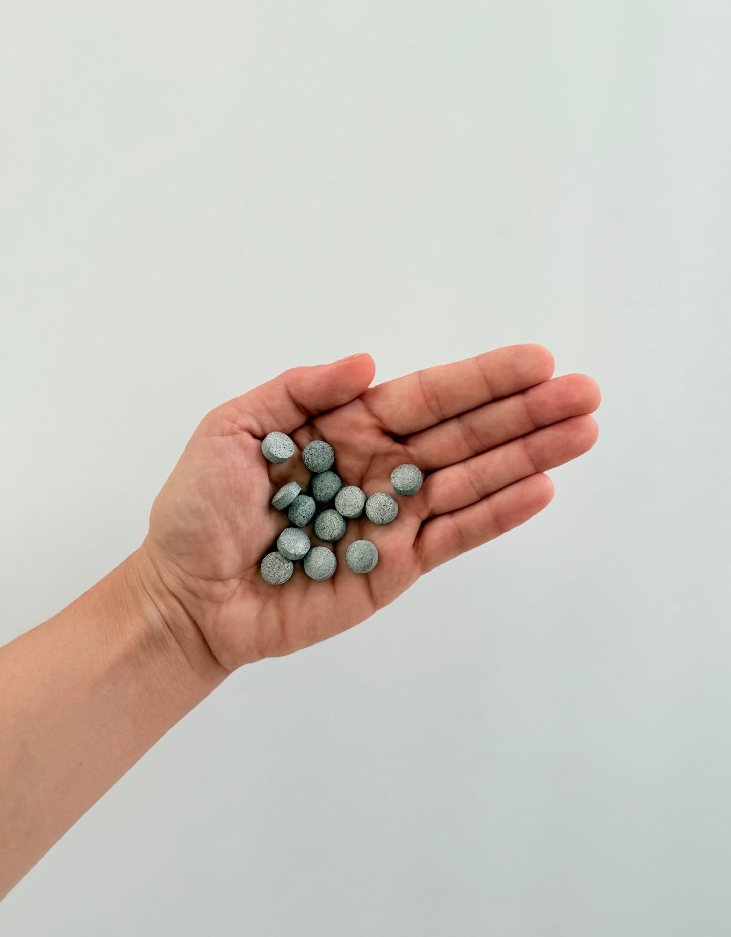 Charcoal Mint Toothpaste Tablets - FoureverSmiles