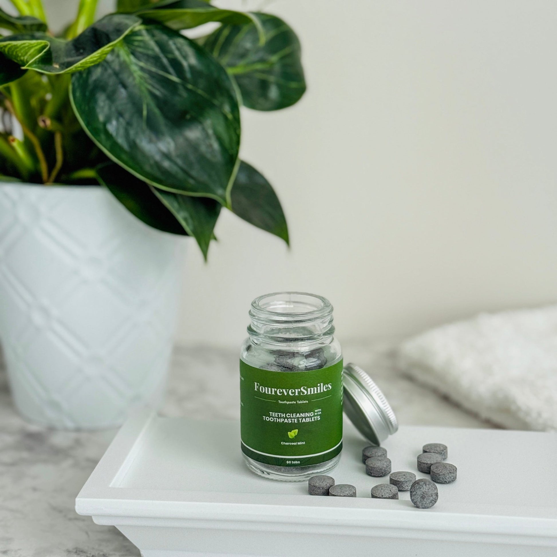 Charcoal Mint Toothpaste Tablets - FoureverSmiles