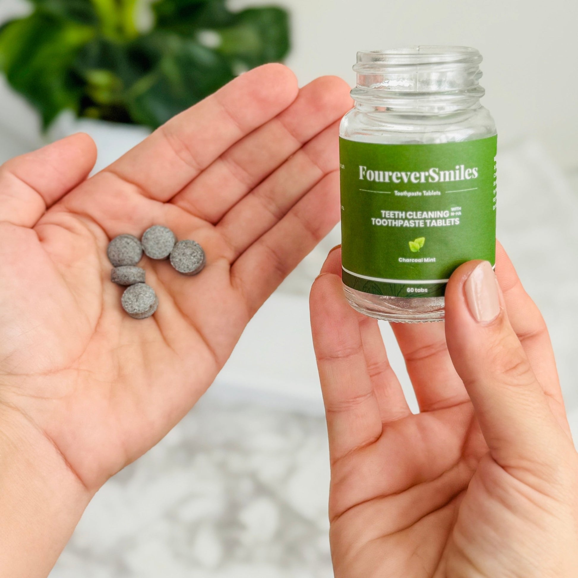 Charcoal Mint Toothpaste Tablets - FoureverSmiles